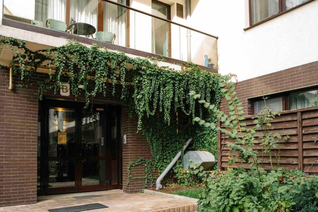 Vivando - Beautiful Studio B + Parking Bucareste Exterior foto